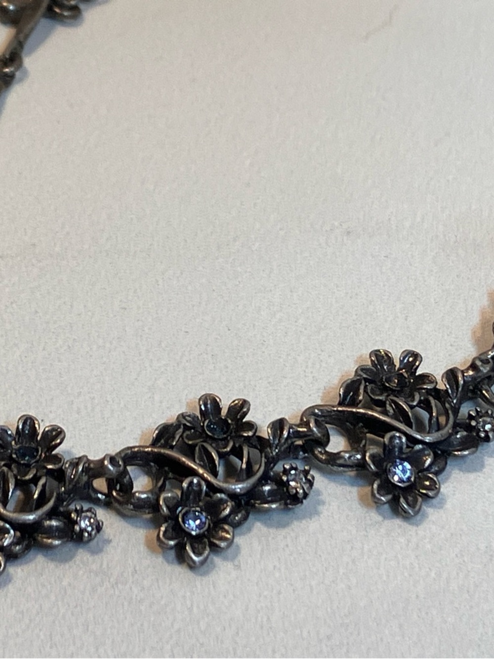 Petite pewter floral. This vintage necklace is a classic Park Lane look.